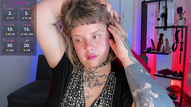 Pokazy przed kamerką – Sabrina_scarlett