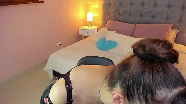 _Abril_W Chat XXX in diretta