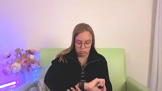 Sofia_Bushe 现场XXX聊天