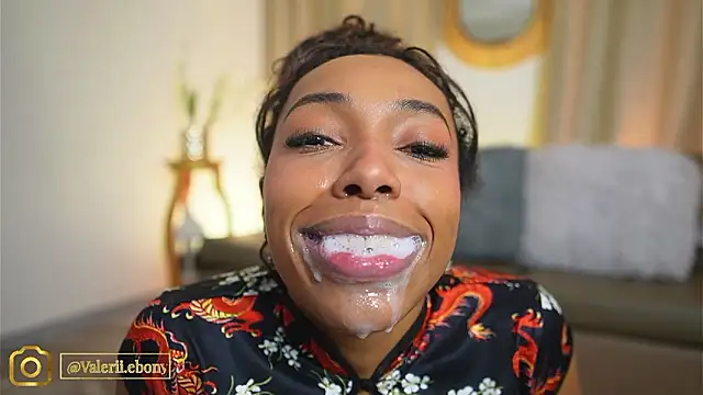 Chat XXX en directo de Valeriestyle