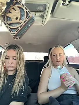 Chat +18 de MerlinDave ao vivo