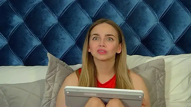 دردشة AnitaVenture الجن سية المباشرة