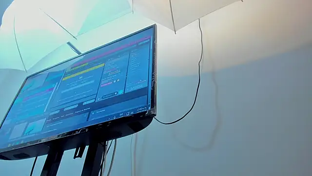 Jacob_BenelliのライブXXXチャット