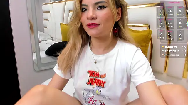 Chat +18 de NalaRosse ao vivo