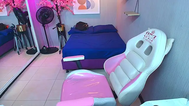 Maggy_t18 Live XXX-chat