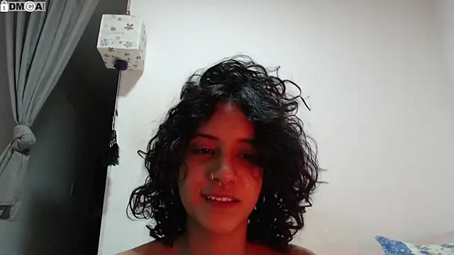 Chat XXX en directo de AlinaWoolf_