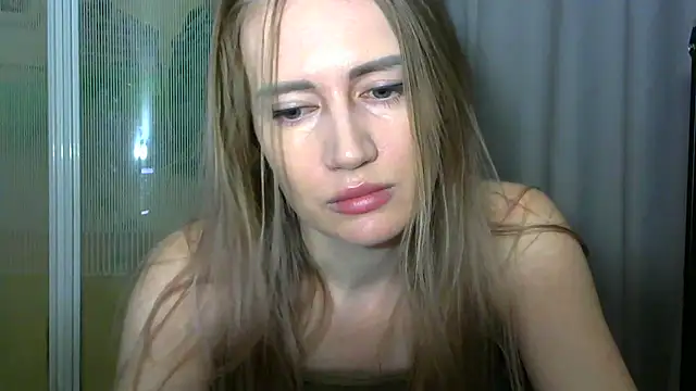 دردشة JessFoxxx الجنسية المباشرة