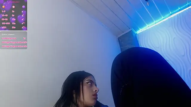 honeyluxe_ Adlı Modelin Canlı XXX Sohbeti