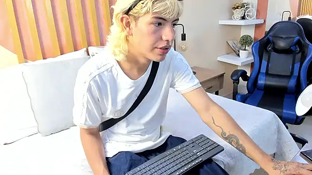 Enrrixxx_ Live XXX-chat