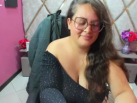 Czat XXX na żywo – Sarah_Boobs_