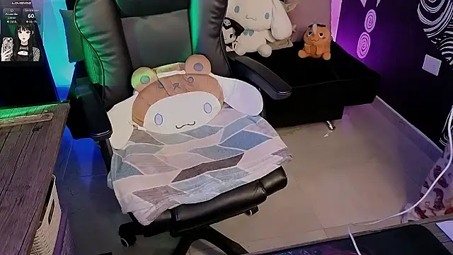 Yuhwan_'s Live XXX Chat