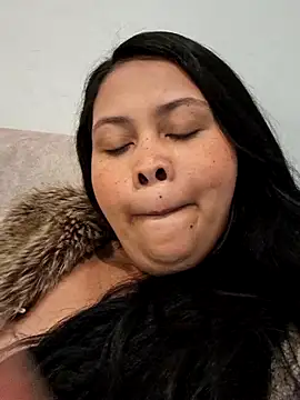 Chatroom XXX en direct de Alessandraa-