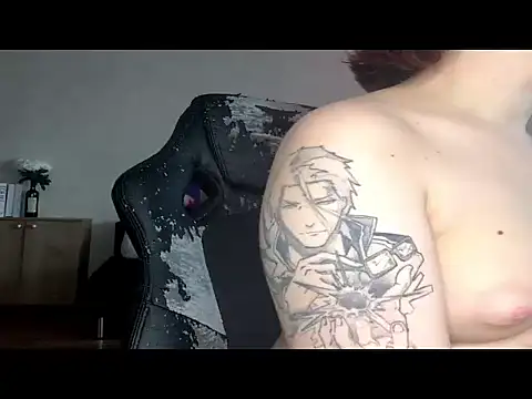 Kira_Chainのウェブカメラショー