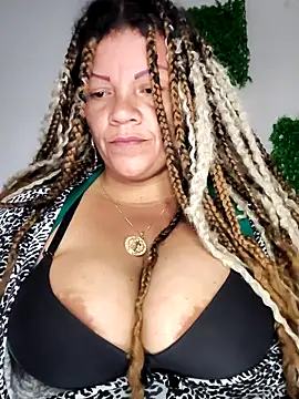 Eva_Luxei Adlı Modelin Canlı XXX Sohbeti