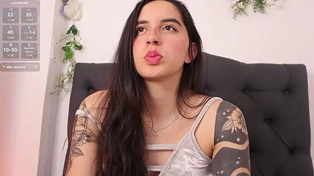 kaylee_lee Adlı Modelin Canlı XXX Sohbeti