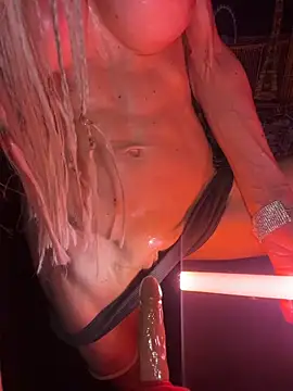 1NikiVegas élő XXX-chatje