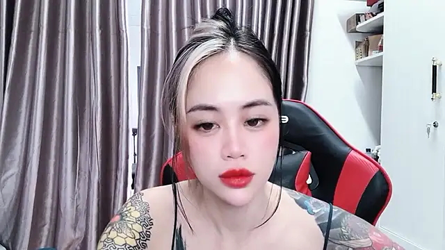 Chatroom XXX en direct de Lookme8