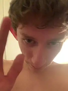 Batman333444's Live XXX Chat