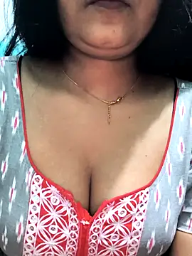 Show modela NEETU-89 na web-kameri