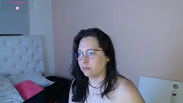 Chatroom XXX en direct de May_Carlier