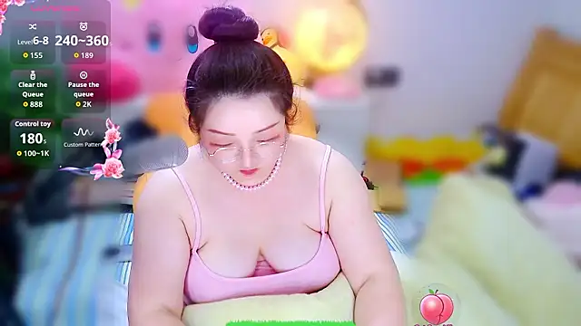 Chatroom XXX en direct de AngelwithEcup