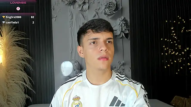 Chat XXX en directo de JacobRoberts1