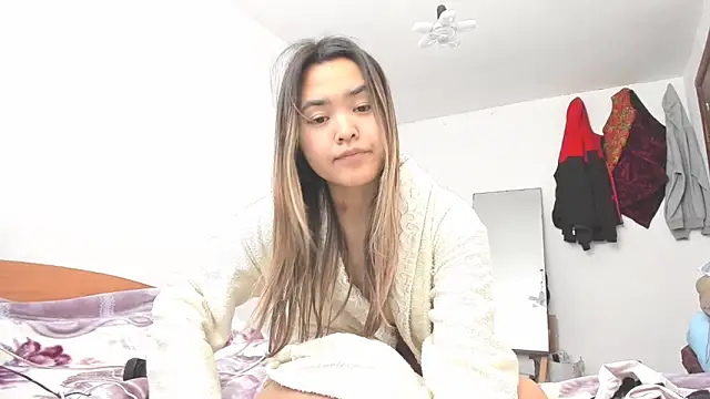 saika_blush élő XXX-chatje