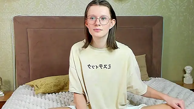 RoxyHerena's Live XXX Chat