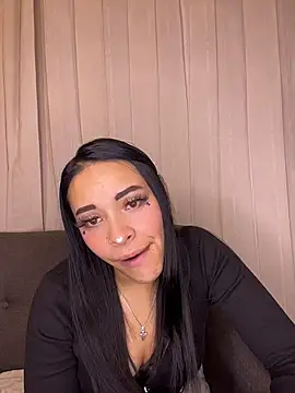 cristal__violetaaのライブXXXチャット