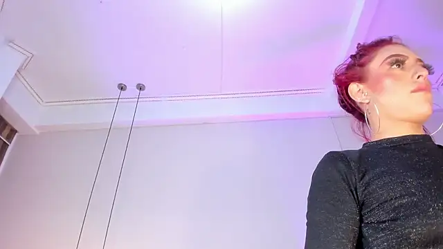 JupiteFox élő XXX-chatje