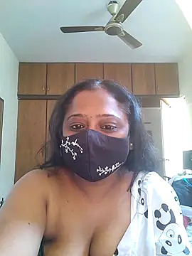 Webkamerová show sexynayan23