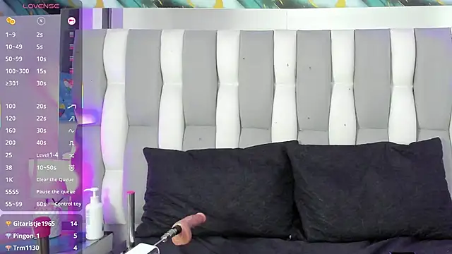 Chat +18 de IsaDiiaz ao vivo