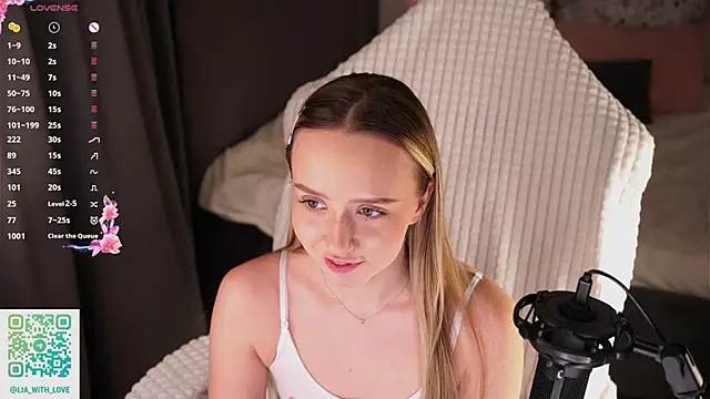 HollisBeckett Adlı Modelin Canlı XXX Sohbeti