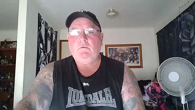 KINKYBLUEYES69 Webcam show