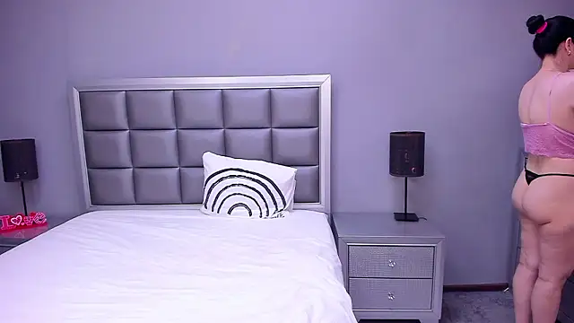 HellennSweet – Naživo XXX chat