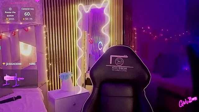 LIHIAN_TAYのウェブカメラショー