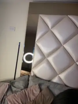 Онлайн чат XXX KimRoussee