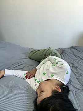 Онлайн чат XXX bella2322