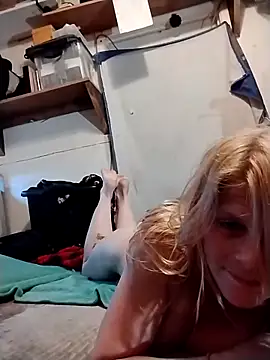 Онлайн чат XXX lilbug69