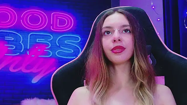 CoraVex – Naživo XXX chat