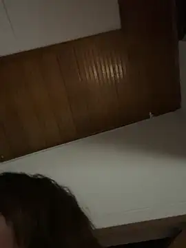 Larissa_Antonellan Webbikameraesitys