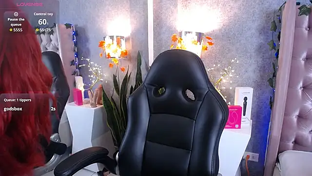 Онлайн чат XXX laila_stilwiills