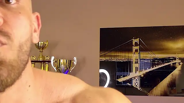 J0nMuscle live XXX chat