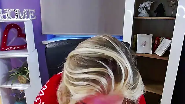 Zoey_Erotic 现场XXX聊天