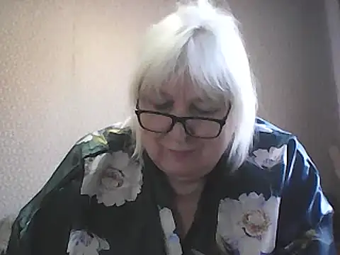 Alexia64231 – Naživo XXX chat