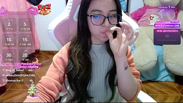 Czat XXX na żywo – Maggie_Fox3