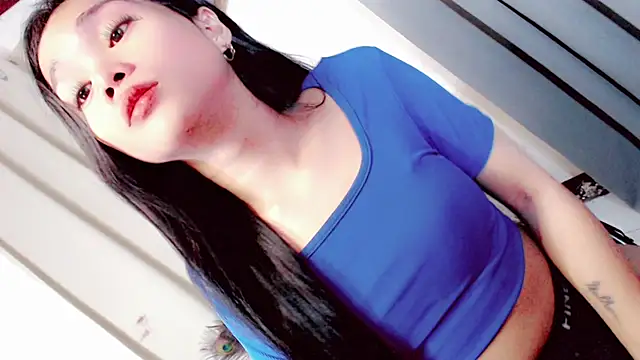 Amomentoflust99 Live XXX-Chat