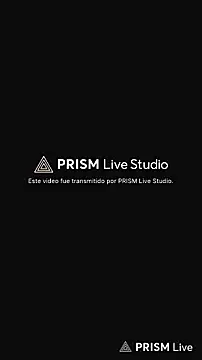 Show modela YoElMasHot na web-kameri