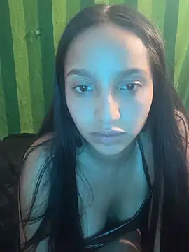 Eve_Ritz Adlı Modelin Canlı XXX Sohbeti