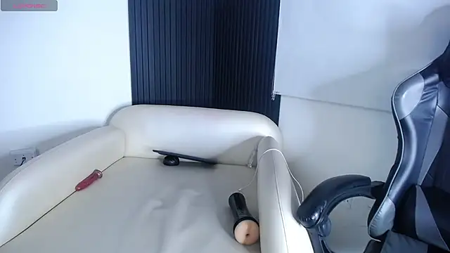 Вебкам-шоу Philipp-Jones